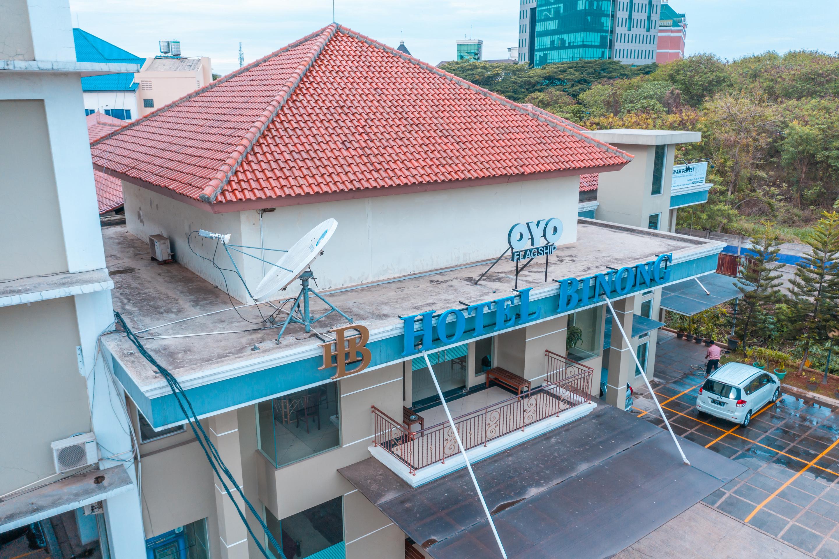 Vaccinated Staff - Oyo Flagship 2131 Hotel Binong Tangerang Exterior foto